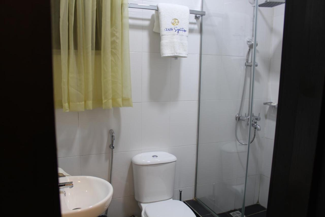 Class Suites Ikeja Bagian luar foto