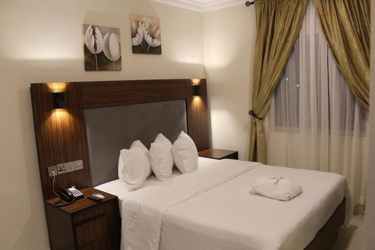 Class Suites Ikeja Bagian luar foto